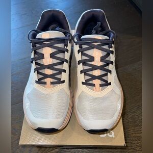 On Women’s Cloudrunner sneakers